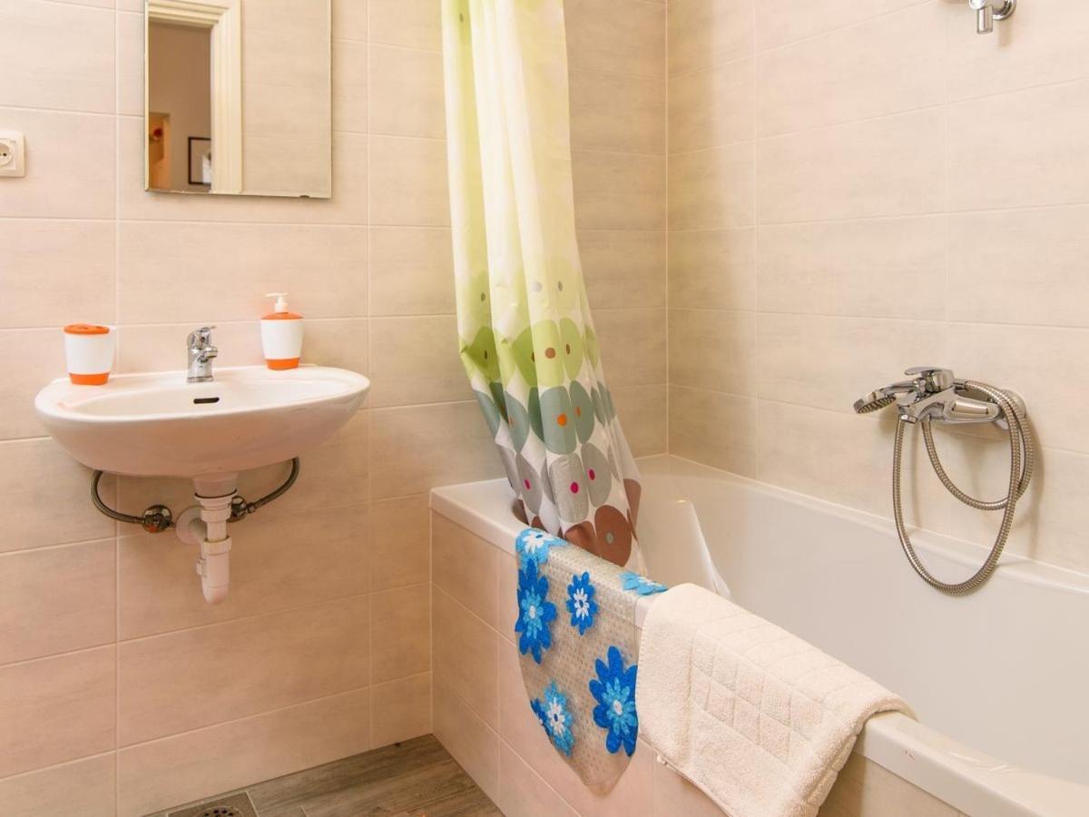 Apartments Beba - Peaceful Location Trogir Extérieur photo