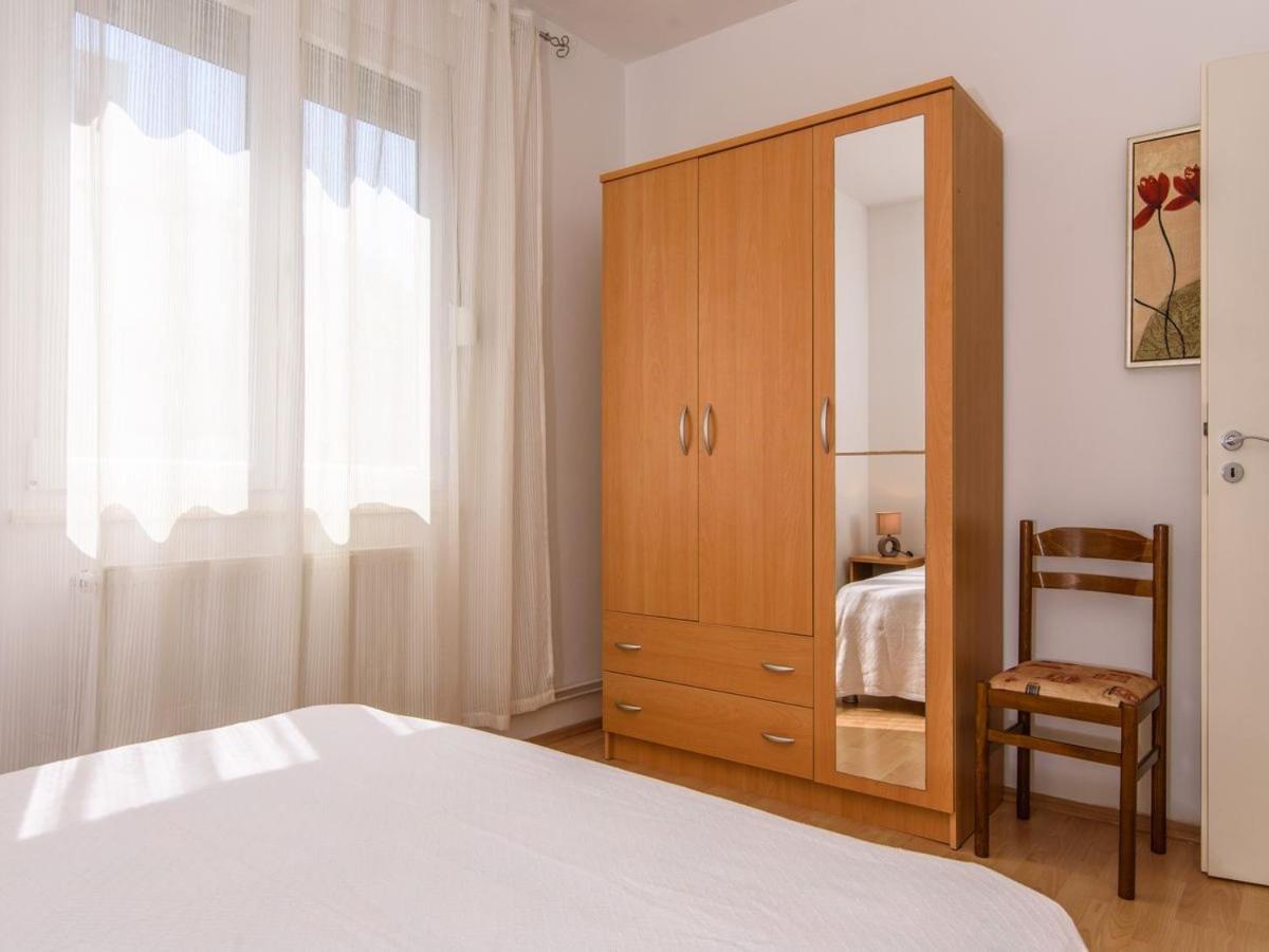 Apartments Beba - Peaceful Location Trogir Extérieur photo