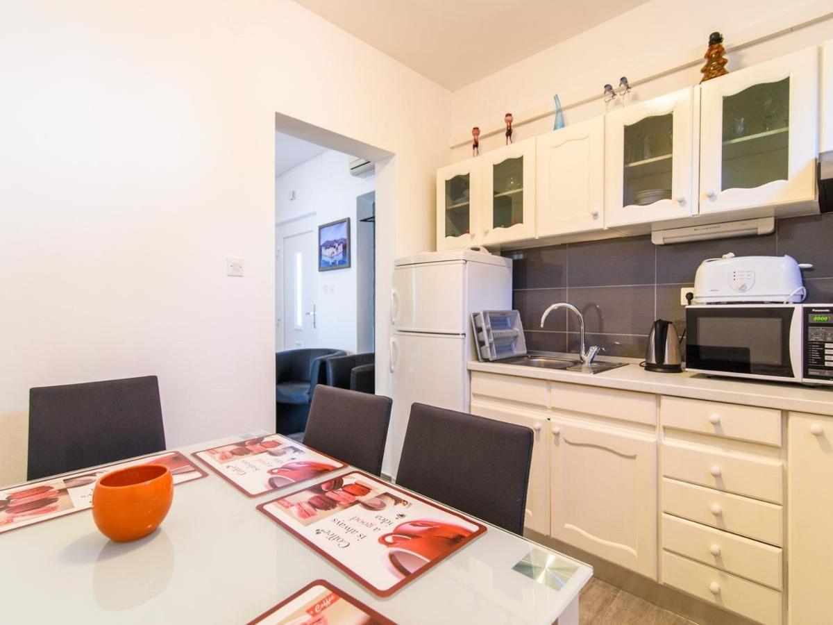 Apartments Beba - Peaceful Location Trogir Extérieur photo