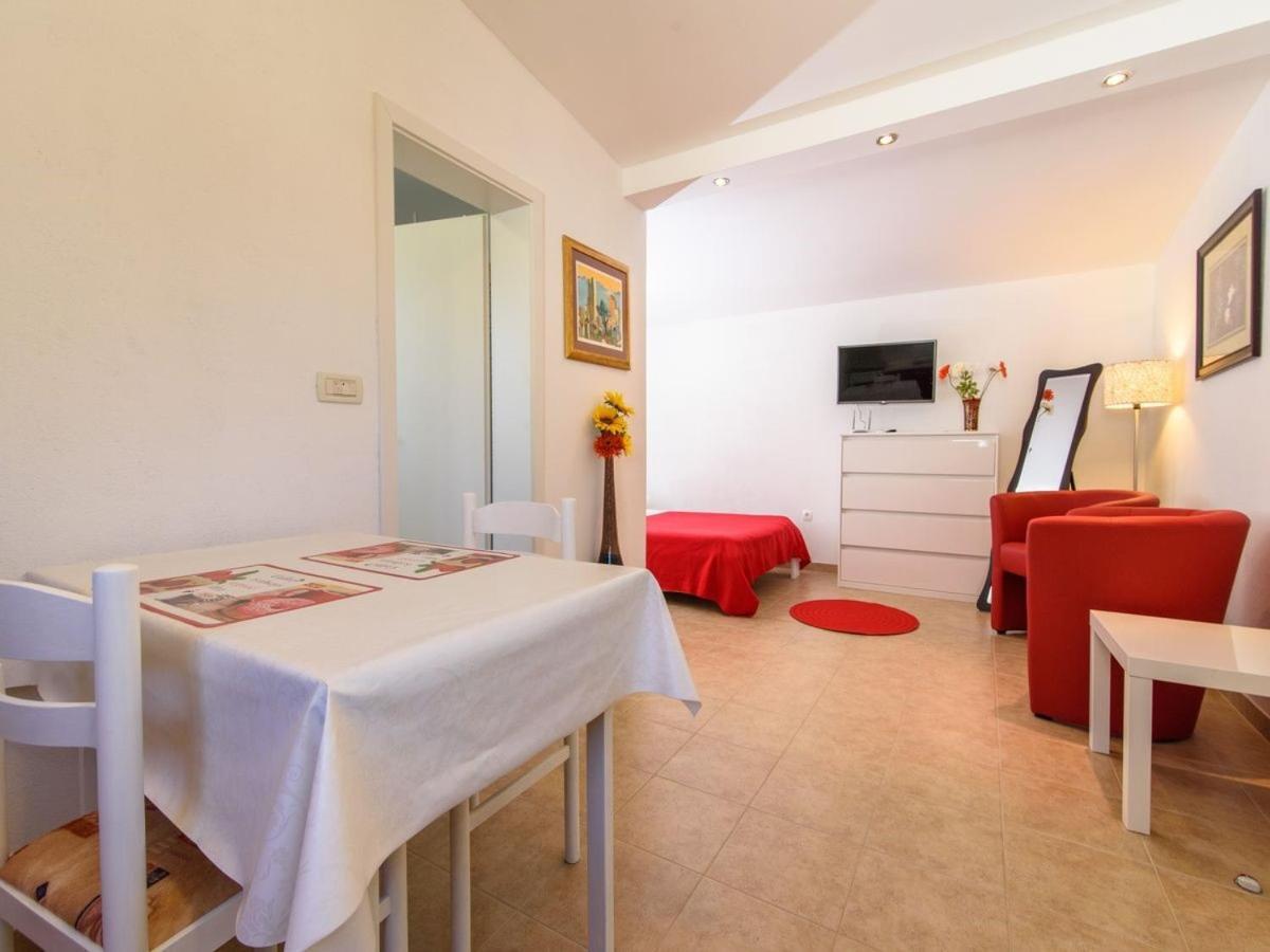 Apartments Beba - Peaceful Location Trogir Extérieur photo