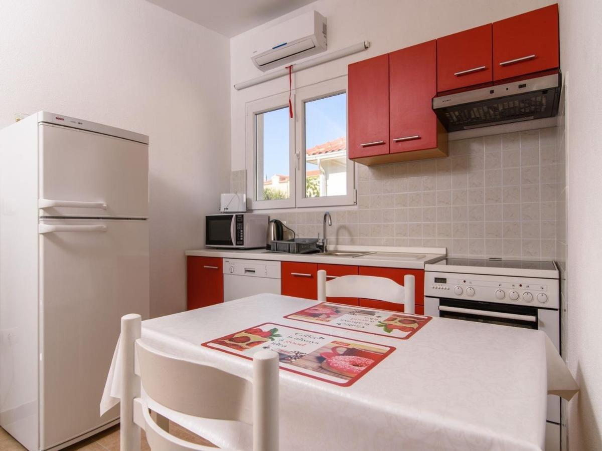 Apartments Beba - Peaceful Location Trogir Extérieur photo