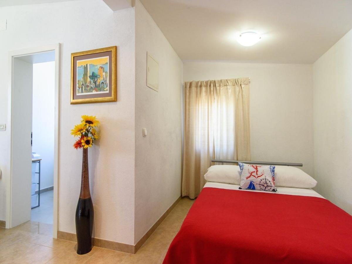 Apartments Beba - Peaceful Location Trogir Extérieur photo